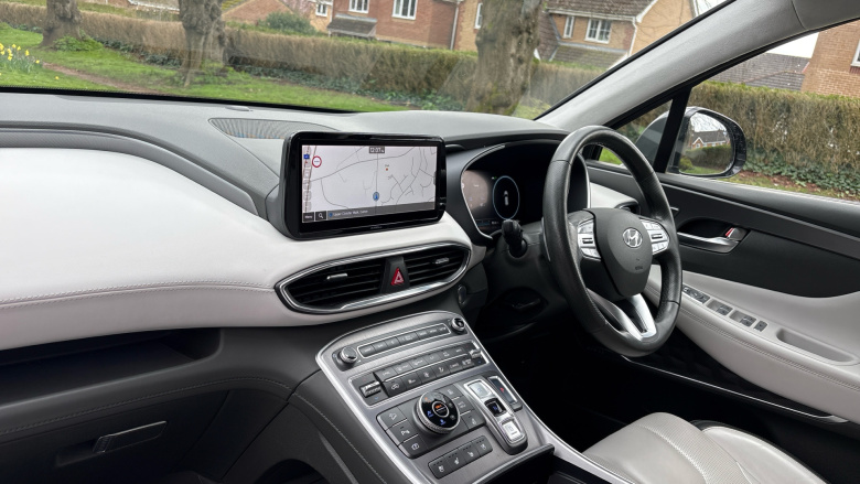 Hyundai SANTA FE 1.6 TGDi Plug-in Hybrid Ultimate 5dr 4WD Auto Estate